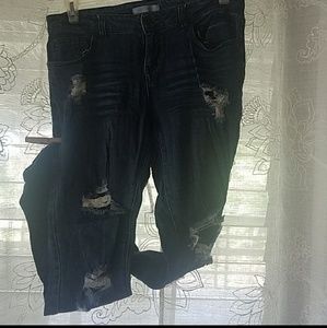 Refuge distressed jeans